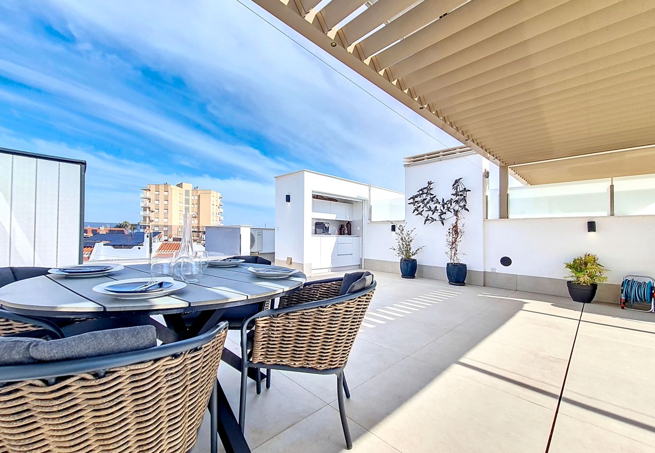 Penthouse La Llana Beach, Ferienhaus zu vermieten in Mar de Cristal