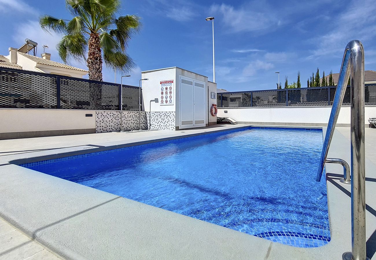 Apartamento Azucena del Mar em San Pedro del Pinatar com comodidades modernas